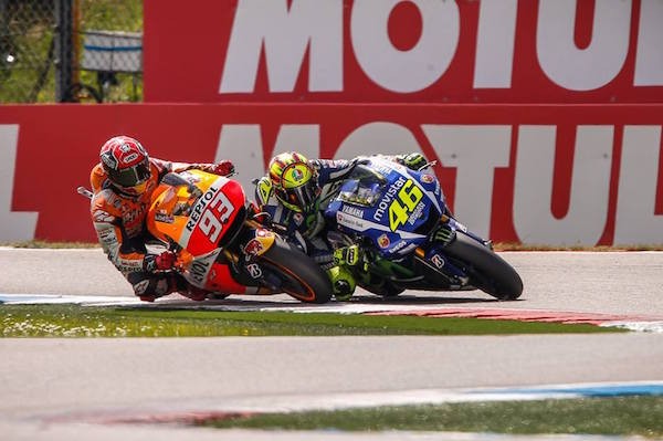 MotoGP 2015: Rossi hoan toan 